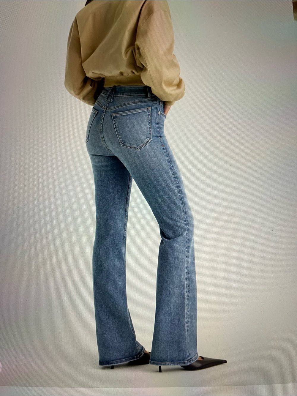 NWT Good American Always Fits Good Classic Bootcut jeans.  Size 14-18/C.